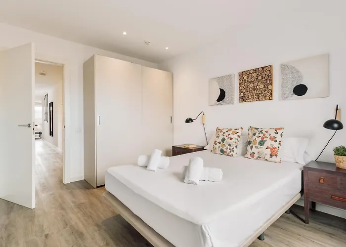 Ola Living Arc De Triomf شقة